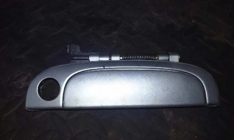 Maneta Exterior Delantera Derecha para Kia Rio