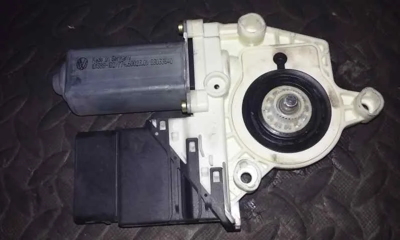 Motor Elevalunas Trasero Derecho para Seat Leon (1M1)