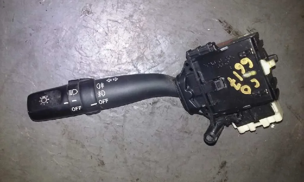 Mando Intermitentes para Toyota Avensis Berlina (T25)