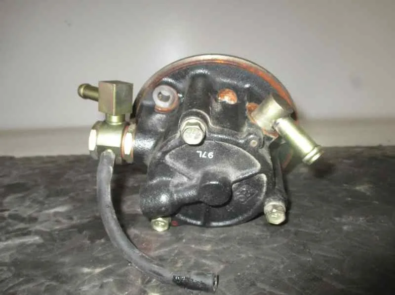 Depresor Freno / Bomba Vacio para Nissan Almera (N15)
