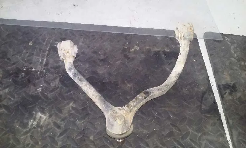 Brazo Suspension Superior Delantero Derecho para Kia Sorento