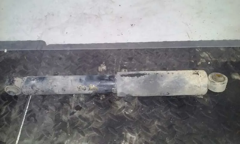 Amortiguador Trasero Derecho para Kia Sorento