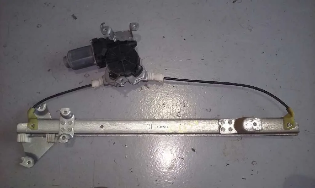 Elevalunas Trasero Izquierdo para Nissan Navara Pick-Up (D40M)