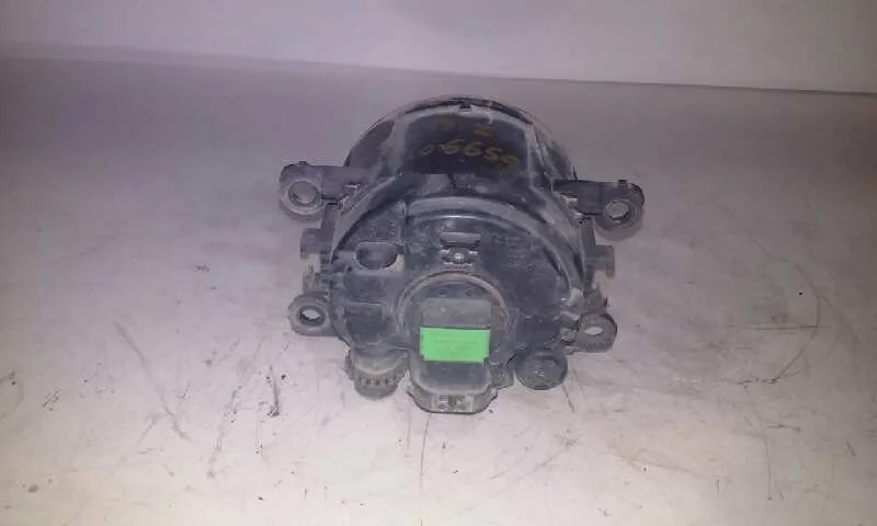 Faro Antiniebla Izquierdo para Nissan Navara Pick-Up (D40M)