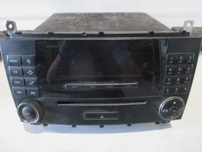 Sistema Audio / Radio Cd para Mercedes-Benz Clase C (W203) Berlina