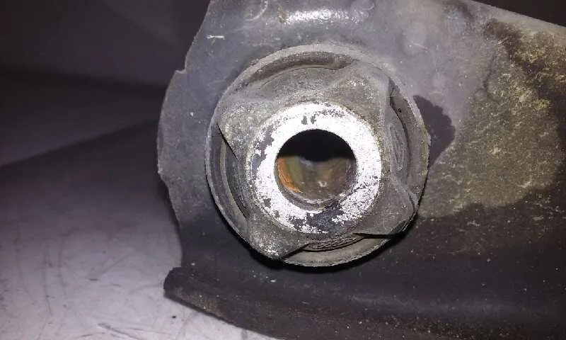 Brazo Suspension Inferior Delantero Derecho para Dacia Logan
