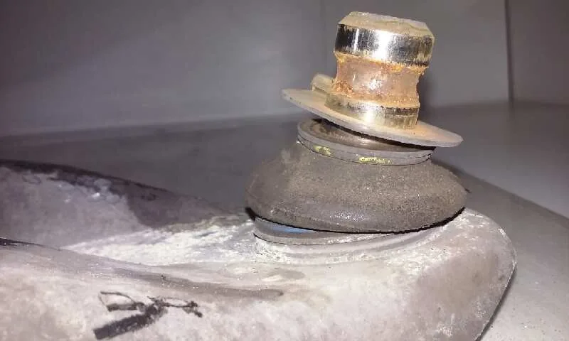 Brazo Suspension Inferior Delantero Derecho para Dacia Logan