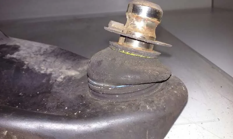 Brazo Suspension Inferior Delantero Izquierdo para Dacia Logan