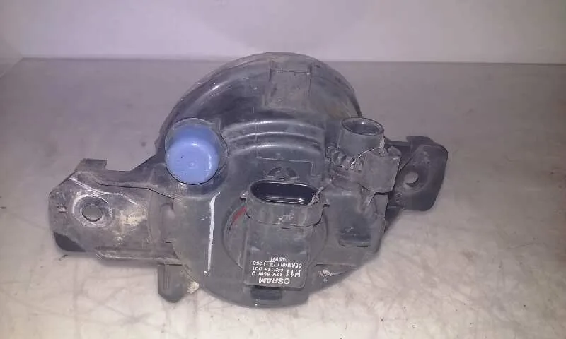 Faro Antiniebla Derecho para Renault Clio Iii
