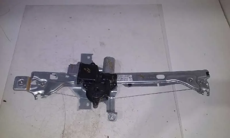 Elevalunas Trasero Izquierdo para Peugeot 3008