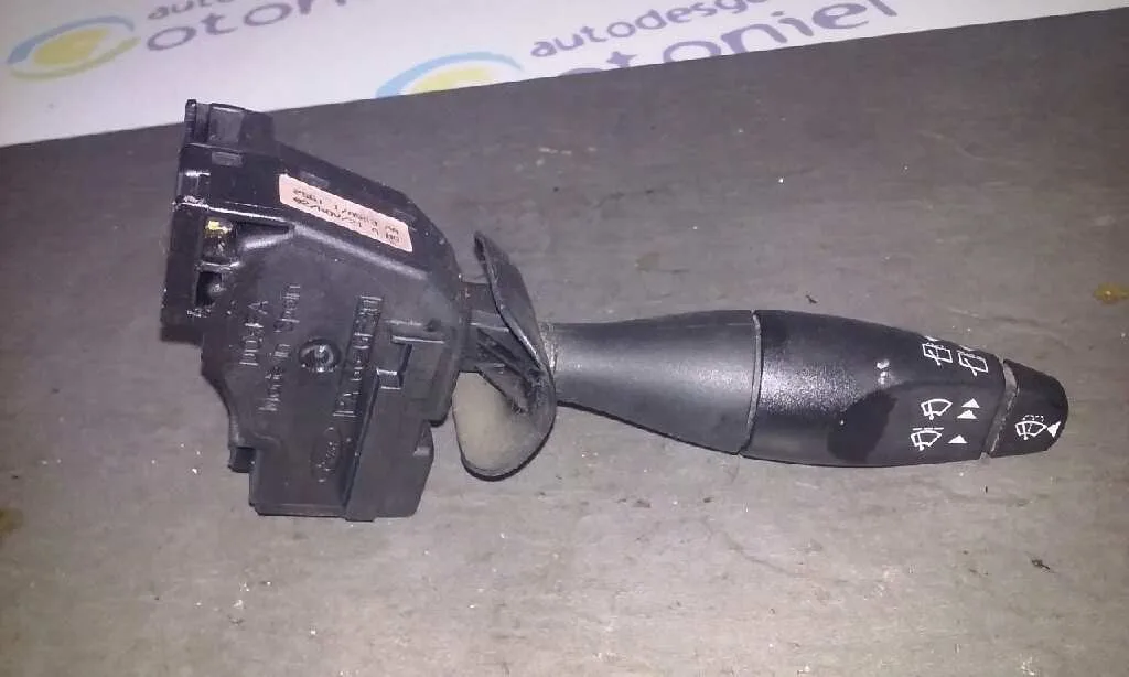Mando Limpia para Ford Fusion (Cbk)