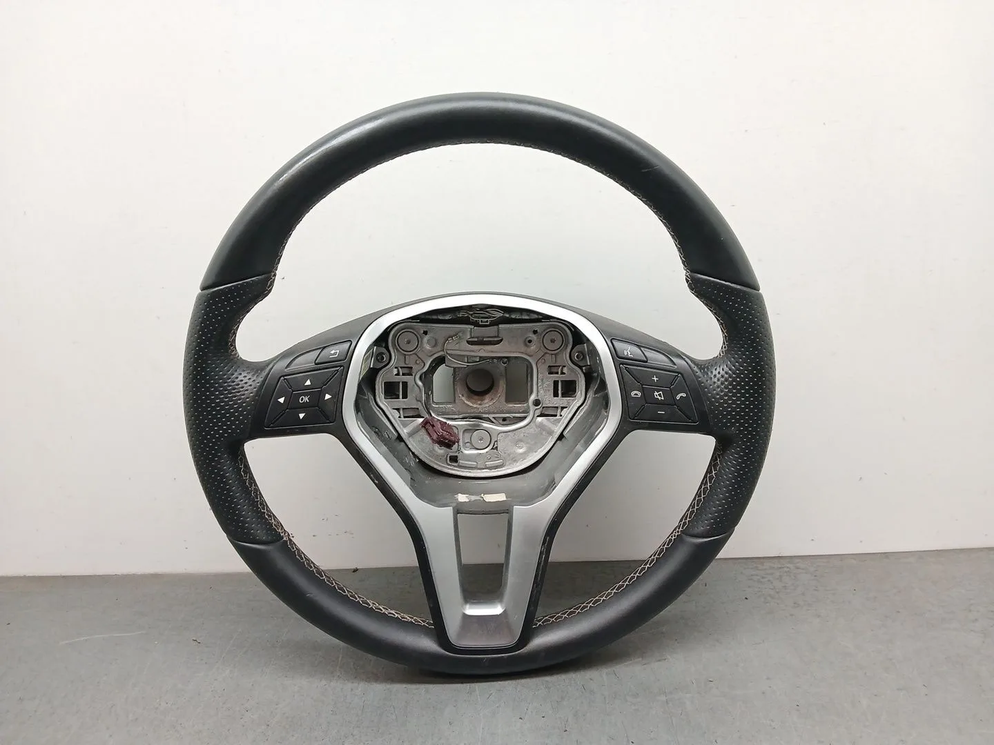 Volante para Mercedes-Benz Clase A (W176)