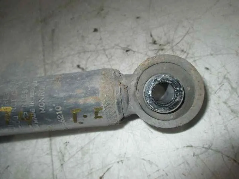 Amortiguador Trasero Izquierdo para Nissan Primera Berlina (P11)