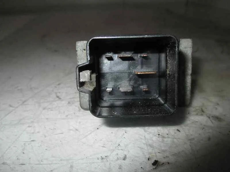 Caja Precalentamiento para Renault Trafic Combi (Ab 4.01)