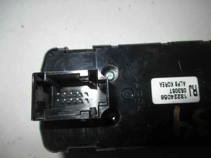 Mando Elevalunas Delantero Izquierdo para Opel Vectra C Berlina