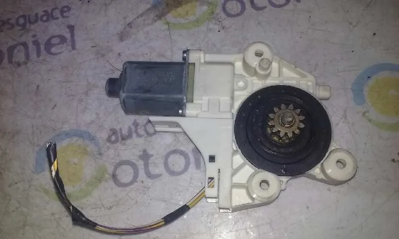 Motor Elevalunas Delantero Derecho para Ford Focus Berlina (Cap)