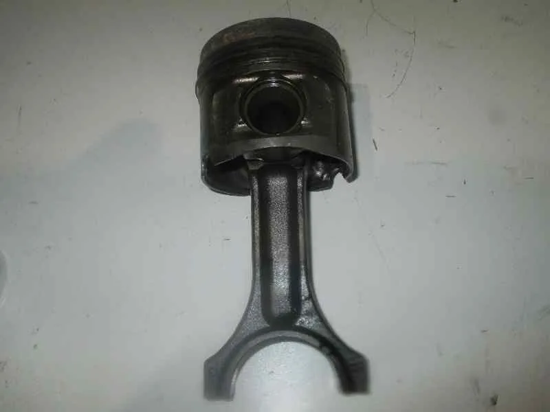 Piston para Bmw Serie 1 Berlina (E81/E87)