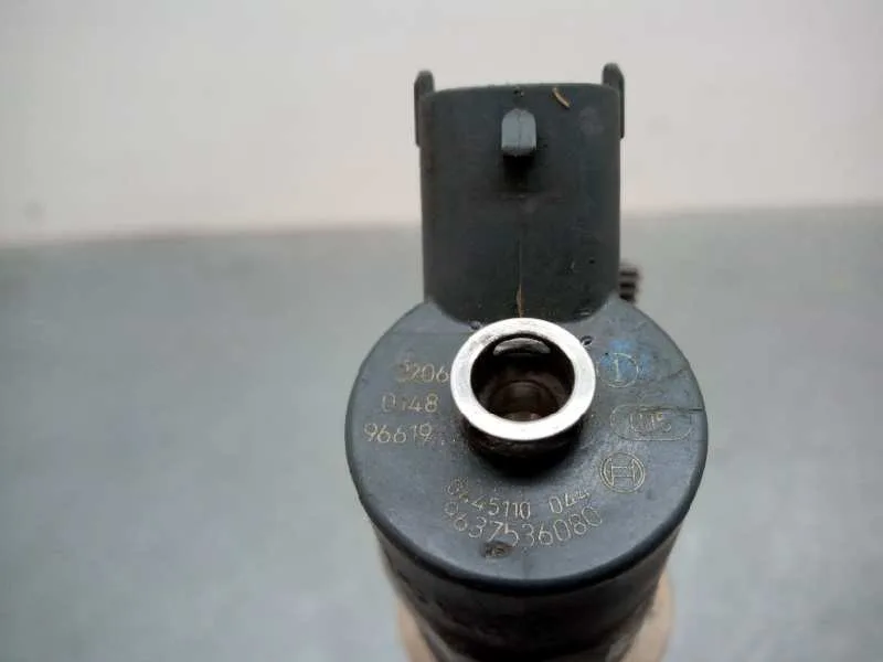 Inyector para Peugeot 406 Berlina (S1/S2)