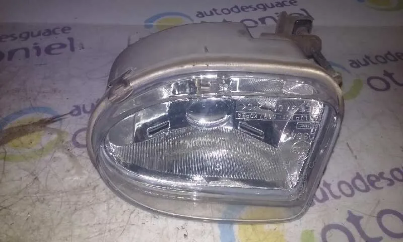 Faro Antiniebla Izquierdo para Hyundai Lantra Berlina (Rd)