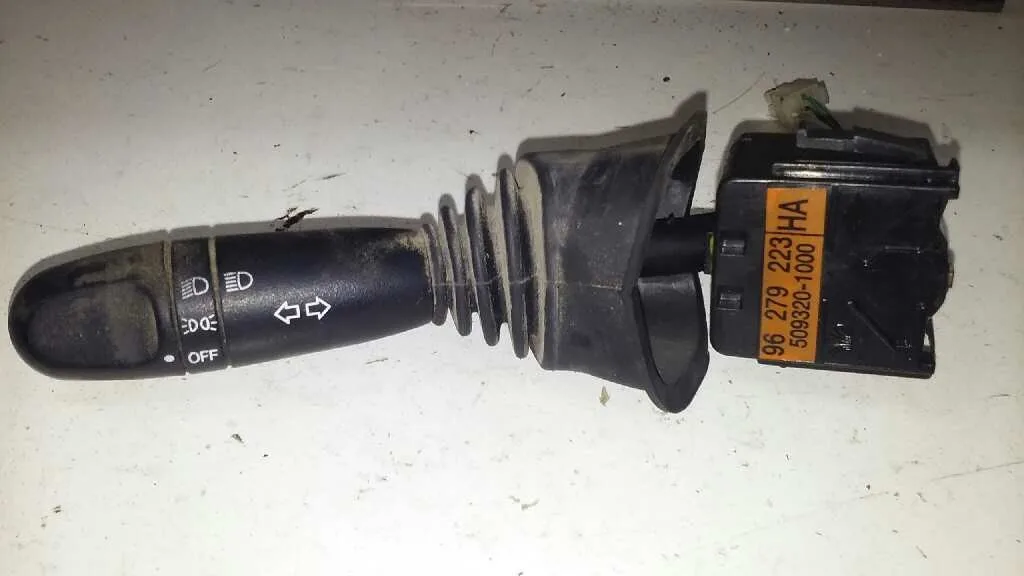 Mando Luces para Daewoo Tacuma