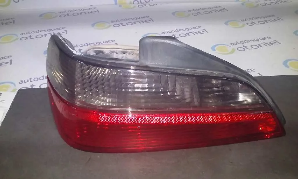 Piloto Trasero Izquierdo para Peugeot 406 Berlina (S1/S2)