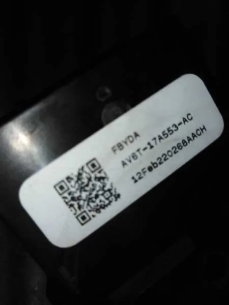Mando Limpia para Ford Focus Lim. (Cb8)