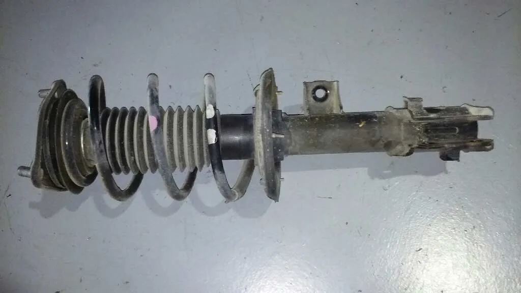 Amortiguador Delantero Izquierdo para Hyundai I30 (Gd)