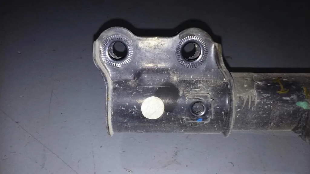 Amortiguador Delantero Izquierdo para Hyundai I30 (Gd)