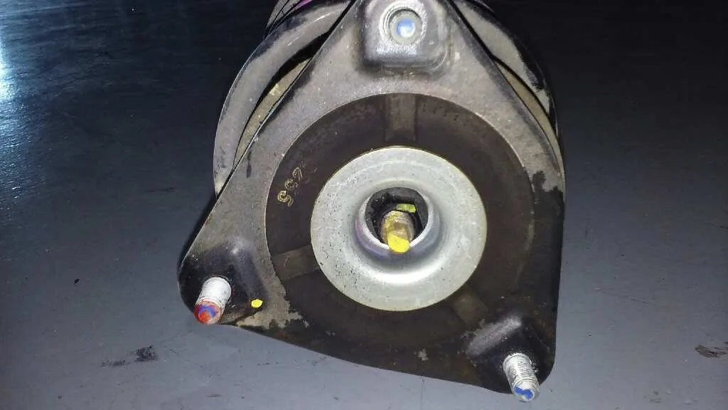 Amortiguador Delantero Derecho para Hyundai I30 (Gd)