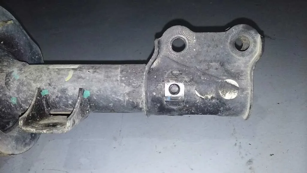 Amortiguador Delantero Derecho para Hyundai I30 (Gd)