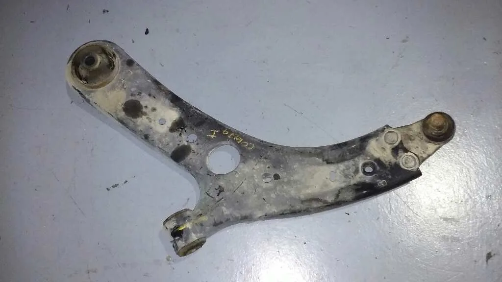 Brazo Suspension Inferior Delantero Izquierdo para Hyundai I30 (Gd)