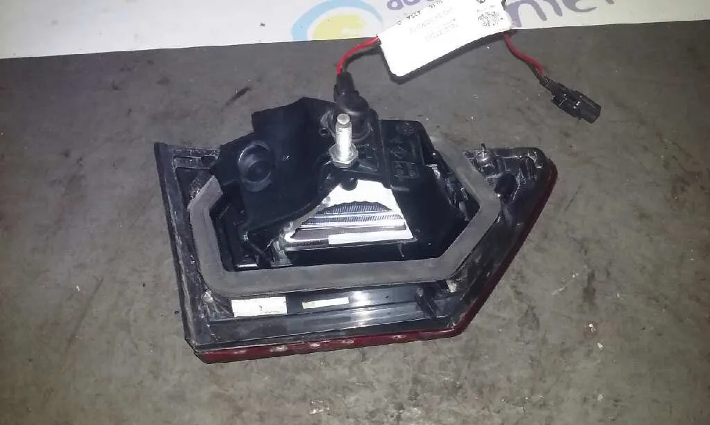 Piloto Trasero Derecho Interior para Renault Clio Iv