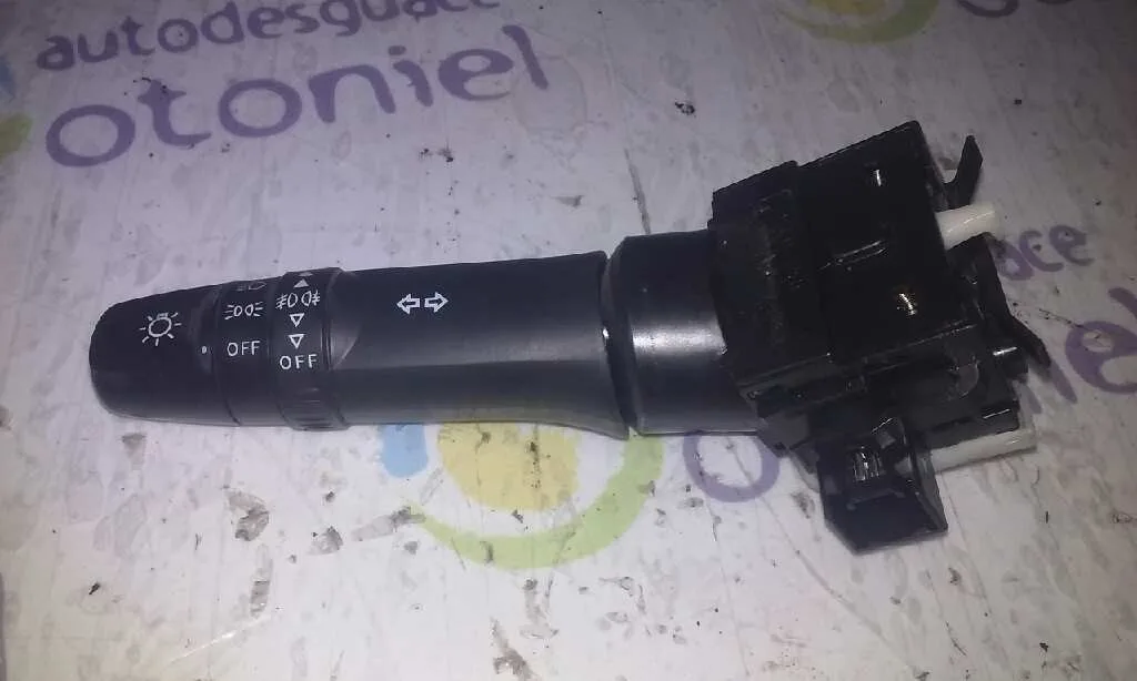 Mando Luces para Mitsubishi L 200 (Ka0/Kb0)