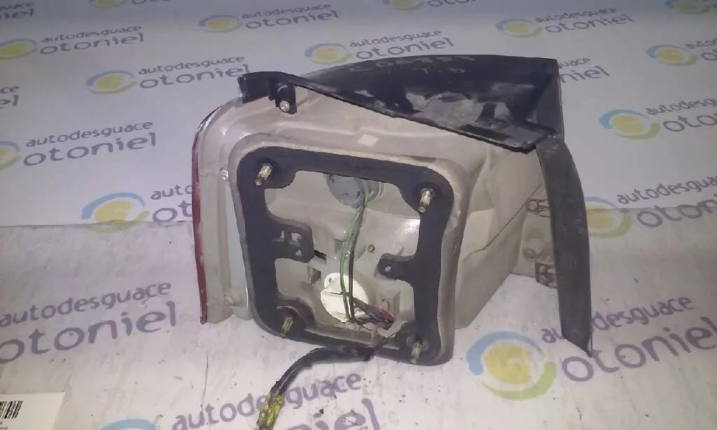 Piloto Trasero Derecho para Kia Carens