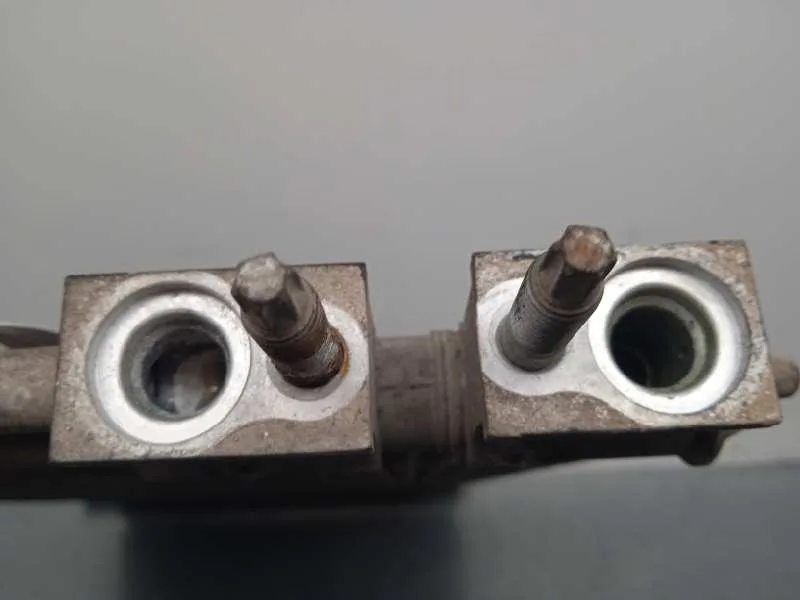 Condensador / Radiador Aire Acondicionado para Ford Focus Berlina (Cak)