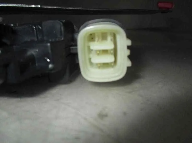 Elevalunas Trasero Izquierdo para Mitsubishi L 200 (Ka0/Kb0)