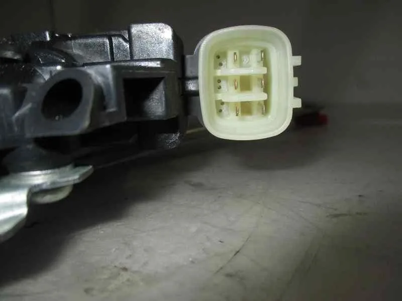 Elevalunas Trasero Derecho para Mitsubishi L 200 (Ka0/Kb0)