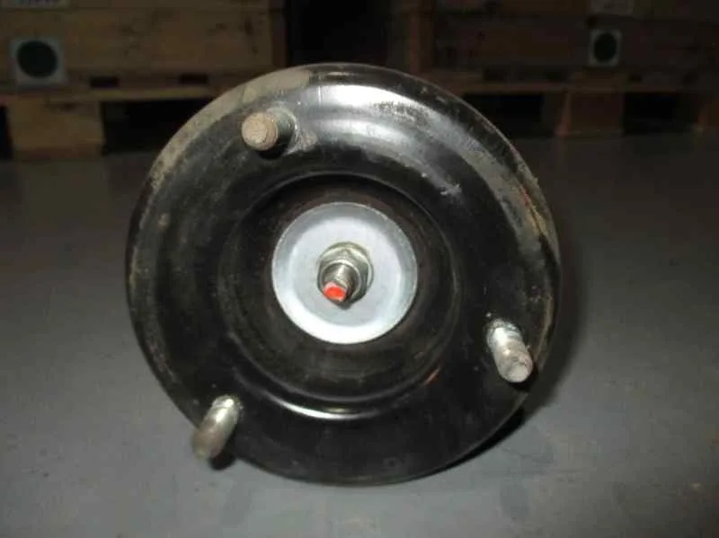 Amortiguador Delantero Derecho para Mitsubishi L 200 (Ka0/Kb0)