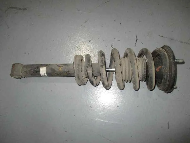 Amortiguador Delantero Izquierdo para Mitsubishi L 200 (Ka0/Kb0)