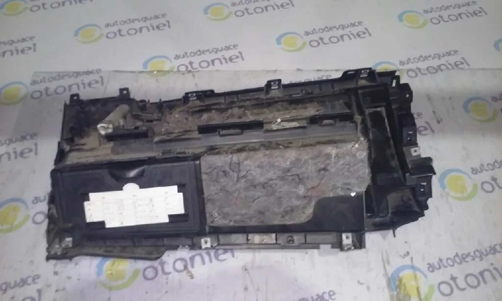 Guantera para Bmw Serie 1 Berlina (E81/E87)