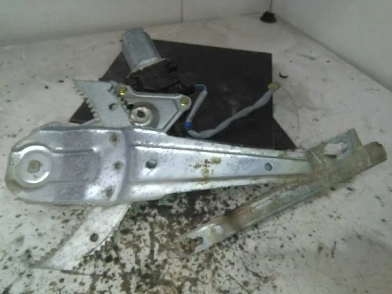 Elevalunas Trasero Izquierdo para Honda Cr-V (Rd1/3)