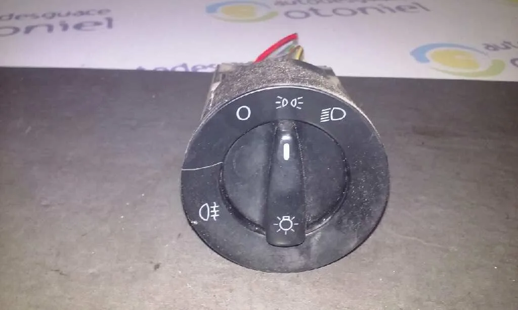 Mando Luces para Volkswagen Passat Berlina (3B2)