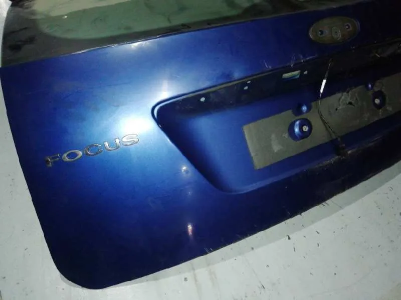 Porton Trasero para Ford Focus Berlina (Cap)