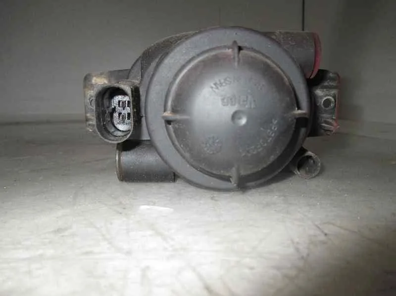 Faro Antiniebla Derecho para Seat Leon (1M1)