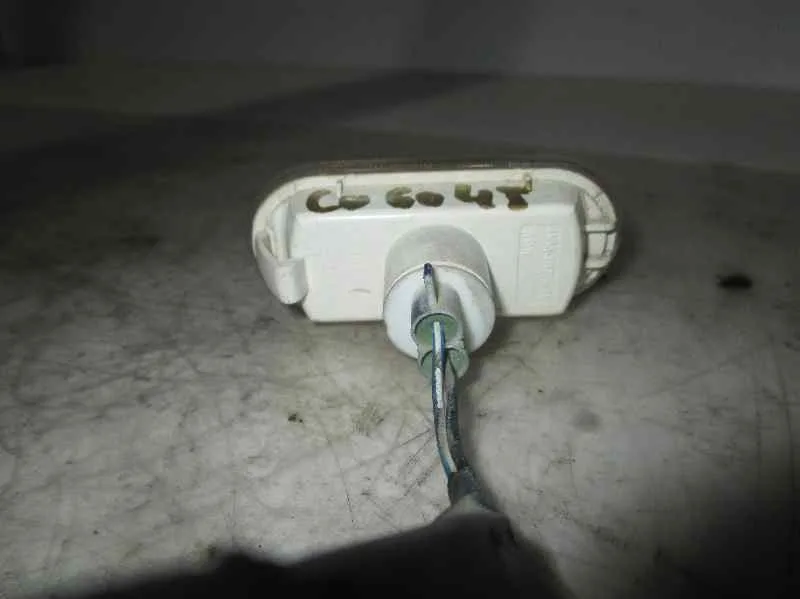 Piloto Lateral para Ford Focus Berlina (Cap)