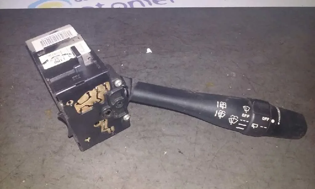 Mando Limpia para Nissan Primera Berlina (P11)