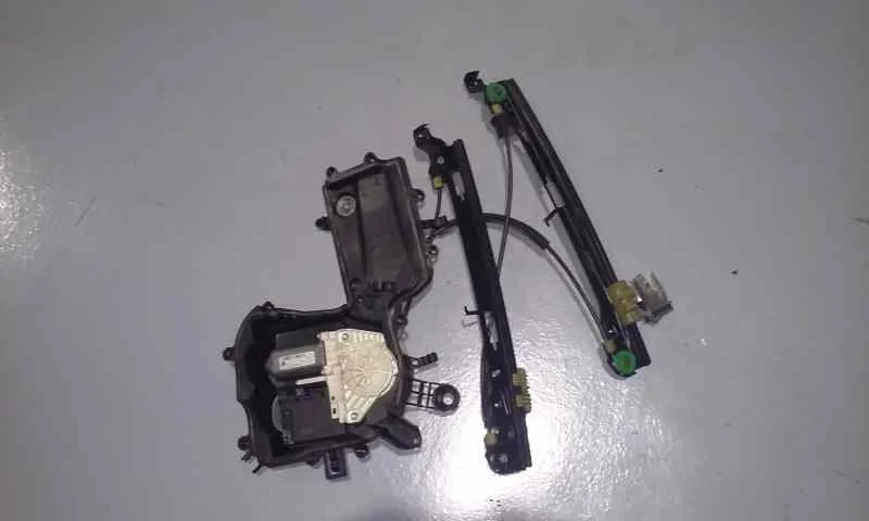 Elevalunas Delantero Derecho para Seat Leon (1P1)