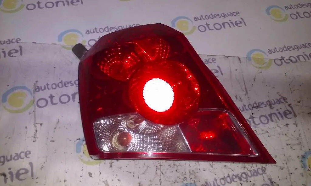 Piloto Trasero Izquierdo para Daewoo Kalos