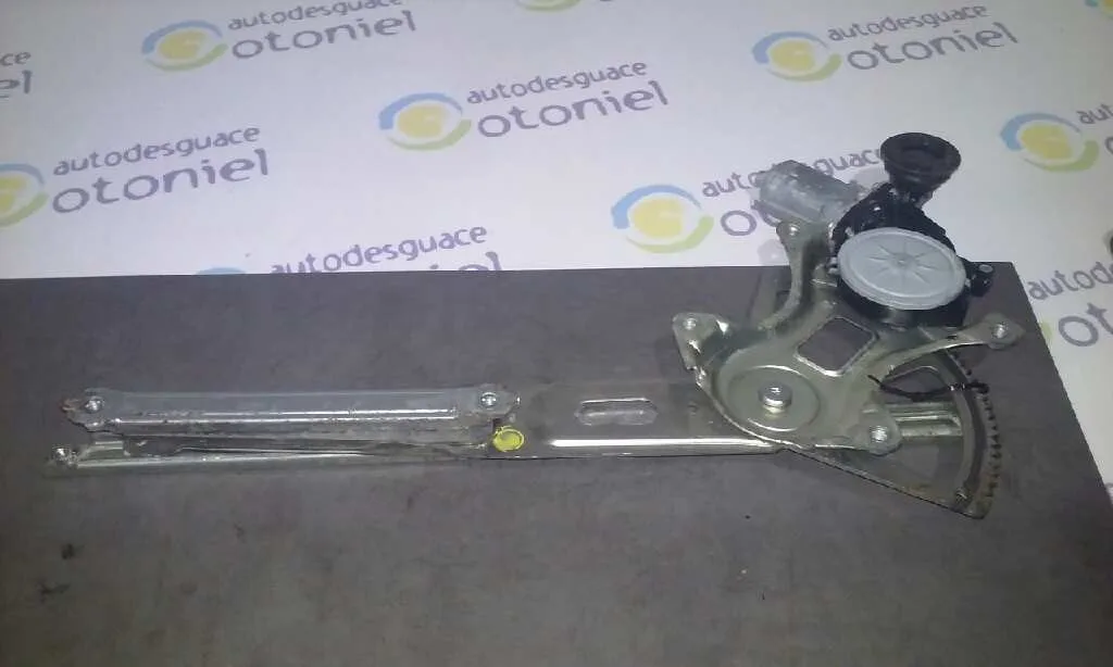 Elevalunas Delantero Izquierdo para Lexus Is200 (Ds2/Is2)
