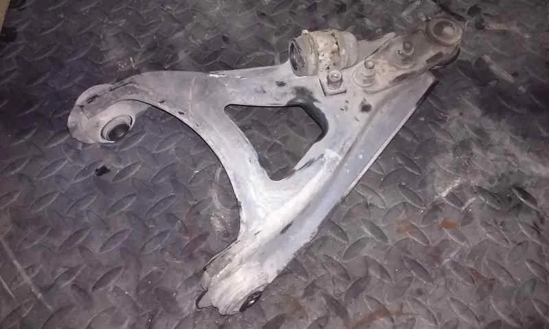 Brazo Suspension Inferior Delantero Derecho para Renault Megane I Berlina Hatchback (Ba0)